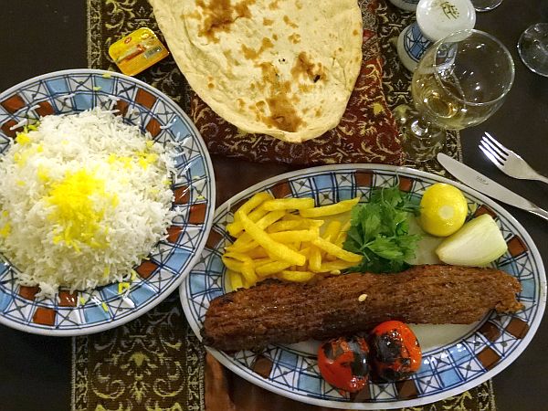 Bogata irańska kuchnia
